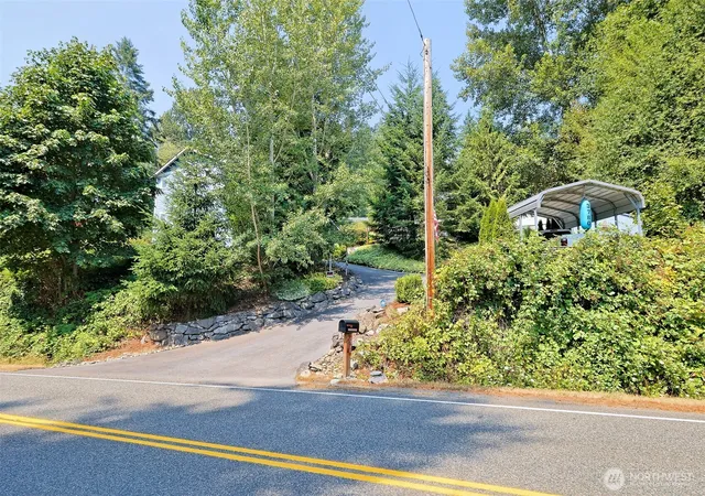 Photo 3 of Single family home for sale at 3780 NE N Shore Rd, Belfair, WA 98528 | MLS# NWM2566583 | Listing updated on 2026-09-23