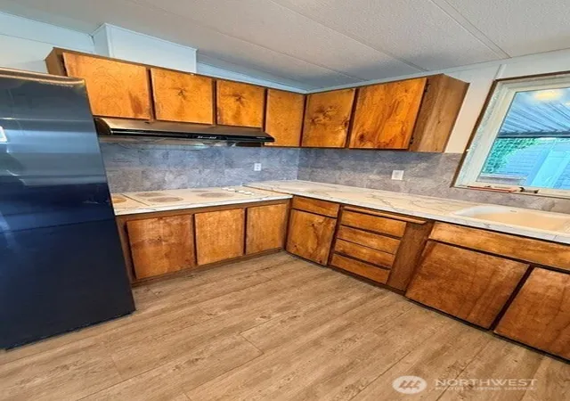 Photo 2 of Manufactured home for sale at 201 Union Ave Se #193, Renton, WA 98059 | MLS# NWM2566653 | Listing updated on 2026-10-03