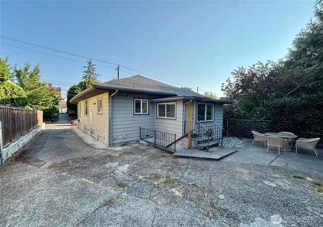 Photo 3 of Single family home for sale at 1706 N 50th Street, Seattle, WA 98103 | MLS# NWM2566679 | Listing updated on 2026-09-23