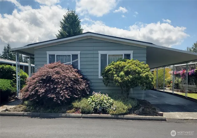 Photo 1 of Manufactured home for sale at 620 112th St Se #144, Everett, WA 98208 | MLS# NWM2566744 | Listing updated on 2026-09-19