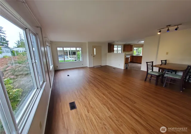 Photo 3 of Manufactured home for sale at 620 112Th St Se #144, Everett, WA 98208 | MLS# NWM2566744 | Listing updated on 2026-09-19