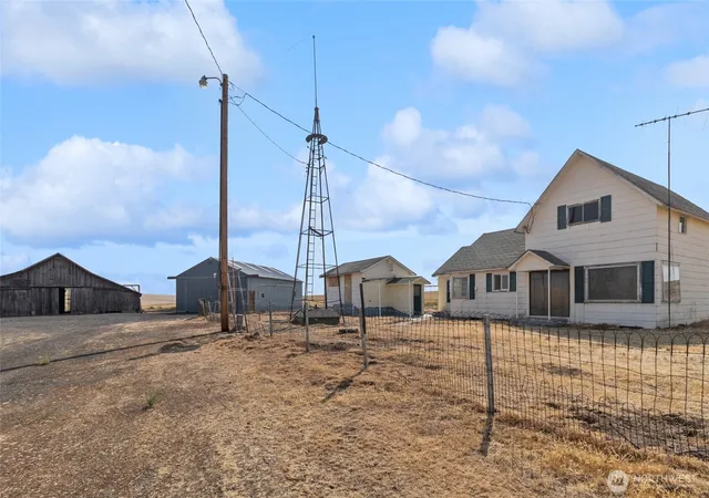 Photo 3 of Single family home for sale at 11993 Stone Rd N, Harrington, WA 99134 | MLS# NWM2566800 | Listing updated on 2026-09-23
