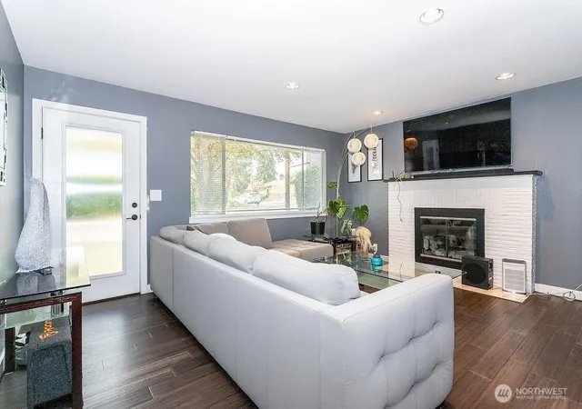 Photo 3 of Sale Pending at 10750 61st Avenue S, Seattle, WA 98178 | MLS# NWM2566844 | Listing updated on 2026-09-22