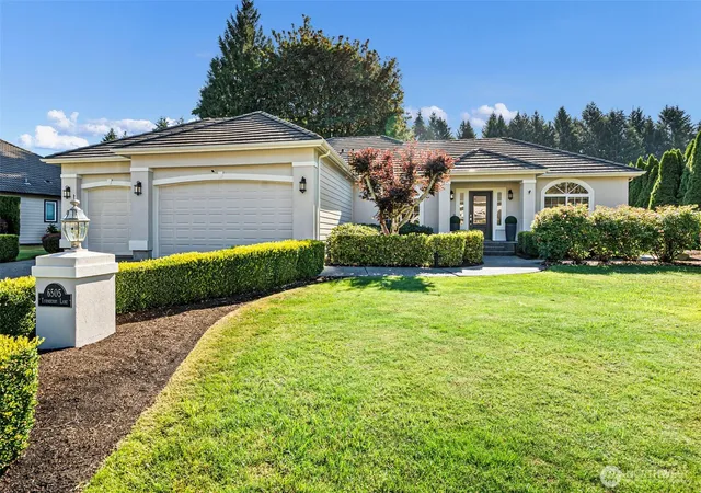 Photo 3 of Single family home for sale at 6505 Turnberry Ln Se, Olympia, WA 98501 | MLS# NWM2566853 | Listing updated on 2026-09-16