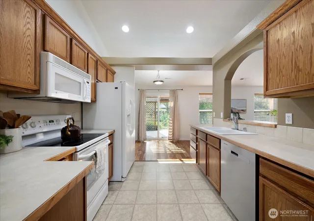 Photo 2 of Sale Pending at 3001 S Highlands Blvd, West Richland, WA 99353 | MLS# NWM2566873 | Listing updated on 2026-09-25