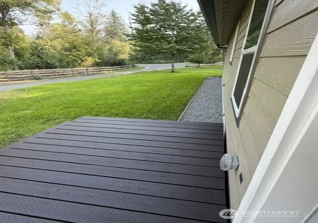 Photo 4 of Manufactured home for sale at 41229 May Crk Dr, Gold Bar, WA 98251 | MLS# NWM2566880 | Listing updated on 2026-09-22
