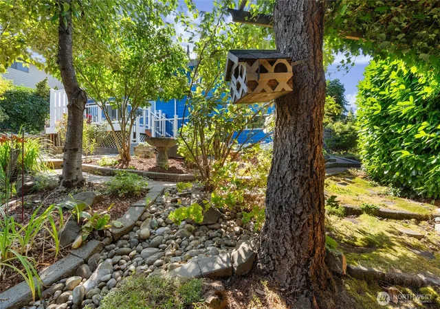 Photo 2 of Single family home for sale at 26432 Somerset Ln, Kent, WA 98032 | MLS# NWM2566893 | Listing updated on 2026-10-14