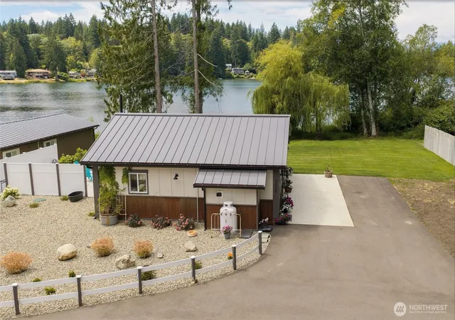 Photo 3 of Single family home for sale at 3420 N Mission Rd W, Bremerton, WA 98312 | MLS# NWM2566988 | Listing updated on 2026-09-23