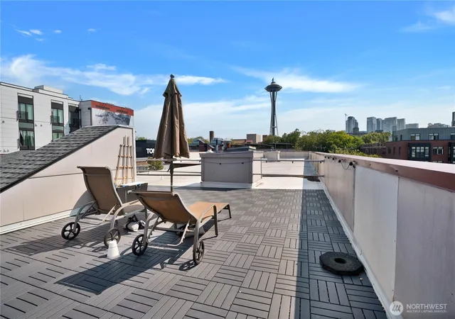 Condo for sale at 22 John St #5, Seattle, WA 98109 | MLS# NWM2567039