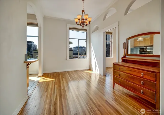 Photo 2 of Condo for sale at 22 John St #5, Seattle, WA 98109 | MLS# NWM2567039 | Listing updated on 2026-09-23