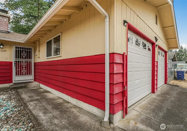 Photo 3 of Sale Pending at 17221 13th Ave Ct E, Spanaway, WA 98387 | MLS# NWM2567254 | Listing updated on 2026-09-23