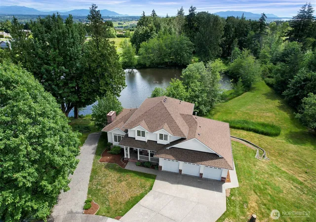 Photo 2 of Single family home for sale at 5887 Bay Pine Ct, Ferndale, WA 98248 | MLS# NWM2567289 | Listing updated on 2026-09-23
