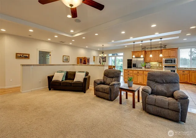 Photo 4 of Sale Pending at 805 Insel Rd, Woodland, WA 98674 | MLS# NWM2567303 | Listing updated on 2026-09-25