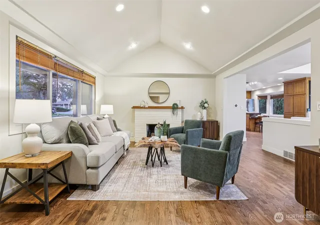 Photo 4 of Single family home for sale at 5733 155th Avenue NE, Redmond, WA 98052 | MLS# NWM2567315 | Listing updated on 2026-10-01