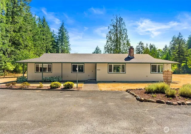 Photo 3 of Sale Pending at 3205 107th Ave Sw, Tumwater, WA 98512 | MLS# NWM2567437 | Listing updated on 2026-09-25