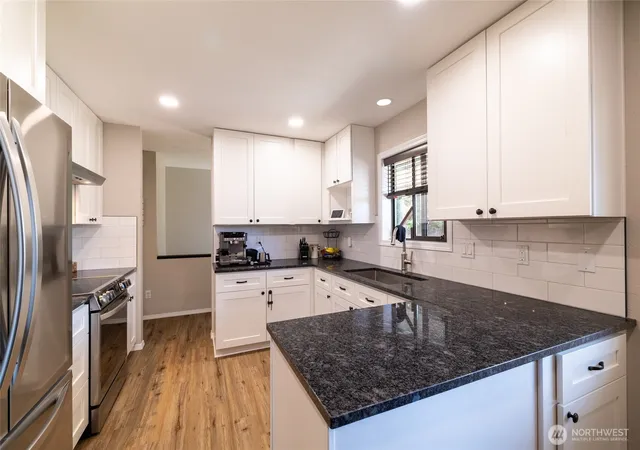 Photo 3 of Single family home for sale at 237 Frogner Rd, Chehalis, WA 98532 | MLS# NWM2567451 | Listing updated on 2026-09-23
