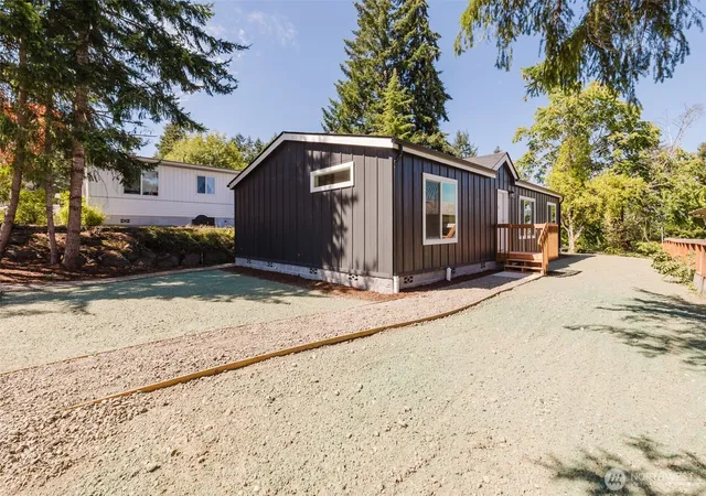 Photo 2 of Sale Pending at 5212 5th Street, Bremerton, WA 98312 | MLS# NWM2567519 | Listing updated on 2026-09-24