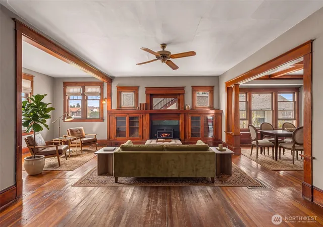 Photo 3 of Single family home for sale at 311 Okanogan Ave, Wenatchee, WA 98801 | MLS# NWM2567532 | Listing updated on 2026-09-23