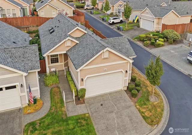 Photo 2 of Single family home for sale at 3831 68th Avenue W, University Place, WA 98466 | MLS# NWM2567551 | Listing updated on 2026-09-23