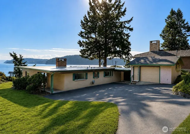 Photo 3 of Single family home for sale at 6860 Salmon Beach Rd, Anacortes, WA 98221 | MLS# NWM2567561 | Listing updated on 2026-09-23