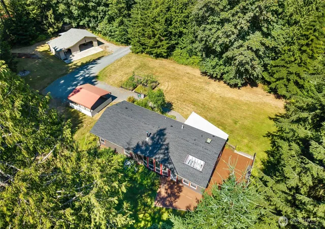 Photo 4 of Single family home for sale at 5010 Samish Way, Bellingham, WA 98229 | MLS# NWM2567693 | Listing updated on 2026-10-02