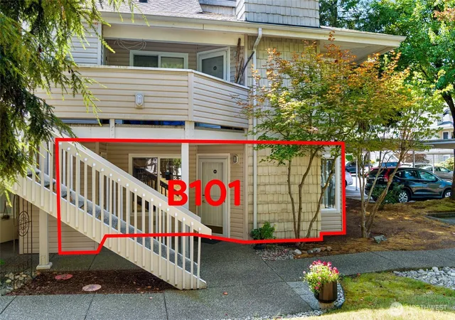 Photo 2 of Condo for sale at 9210 Market Pl #B101, Lake Stevens, WA 98258 | MLS# NWM2567732 | Listing updated on 2026-09-23