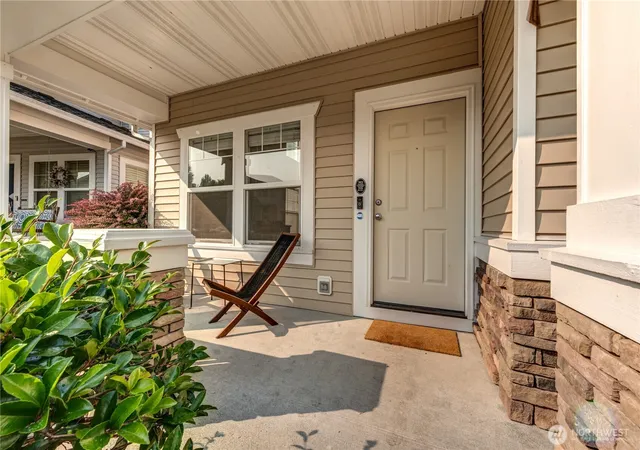 Photo 3 of Sale Pending at 13614 68th Drive Se, Snohomish, WA 98296 | MLS# NWM2567843 | Listing updated on 2026-09-25