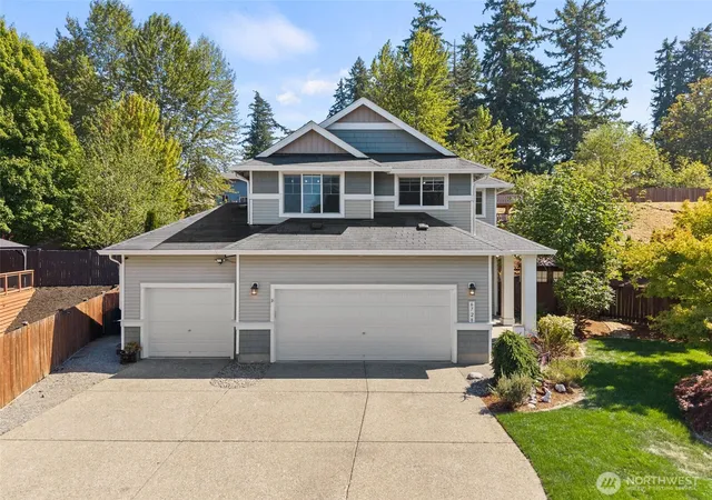 Photo 1 of Sale Pending at 6728 Charlotte Ave Se, Auburn, WA 98092 | MLS# NWM2567916 | Listing updated on 2026-09-25