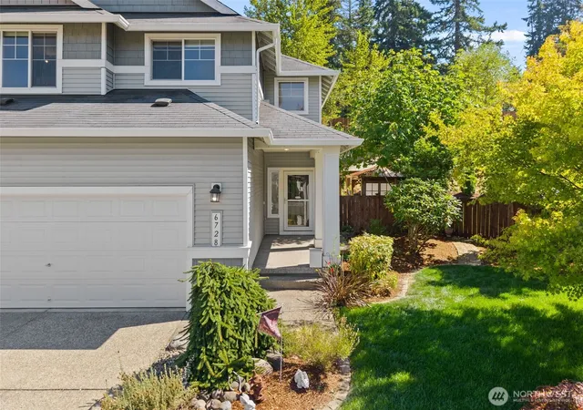 Photo 2 of Sale Pending at 6728 Charlotte Ave Se, Auburn, WA 98092 | MLS# NWM2567916 | Listing updated on 2026-09-25
