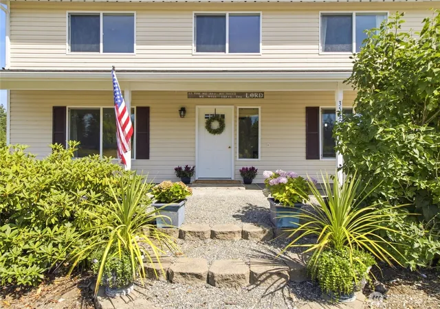 Photo 2 of Sale Pending at 35401 S 40th Avenue, Roy, WA 98580 | MLS# NWM2567940 | Listing updated on 2026-09-22