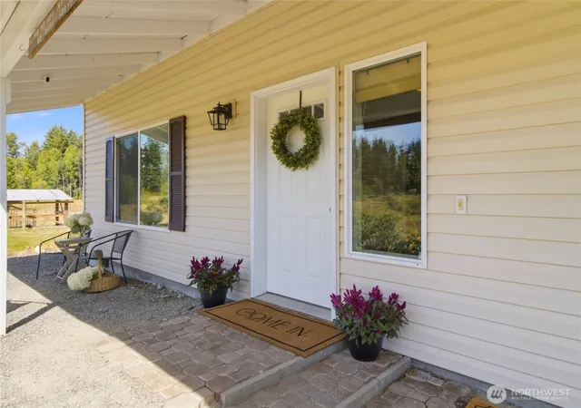 Photo 3 of Sale Pending at 35401 S 40th Avenue, Roy, WA 98580 | MLS# NWM2567940 | Listing updated on 2026-09-22