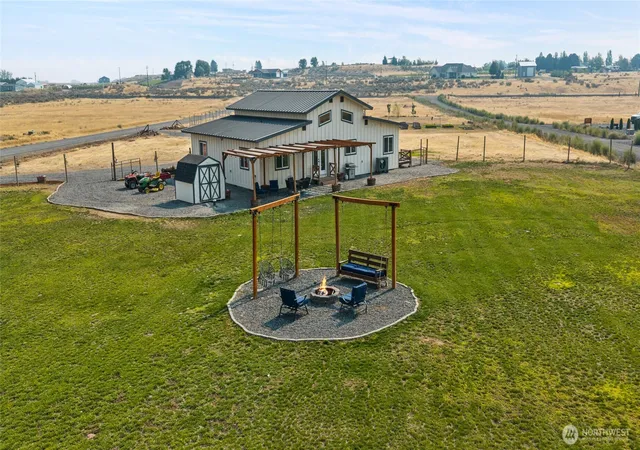 Photo 1 of Single family home for sale at 3277 Rd 109 Nw, Ephrata, WA 98823 | MLS# NWM2568067 | Listing updated on 2026-10-02