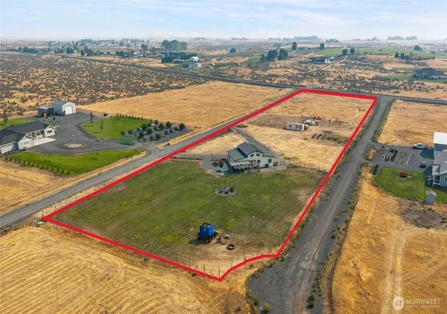 Photo 2 of Single family home for sale at 3277 Rd 109 Nw, Ephrata, WA 98823 | MLS# NWM2568067 | Listing updated on 2026-10-02