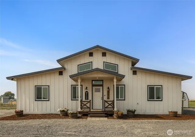 Photo 1 of Single family home for sale at 3277 Rd 109 Nw, Ephrata, WA 98823 | MLS# NWM2568067 | Listing updated on 2026-10-27