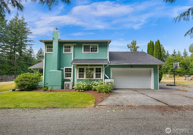 Photo 3 of Single family home for sale at 7530 Woodland Dr, Ferndale, WA 98248 | MLS# NWM2568088 | Listing updated on 2026-09-24