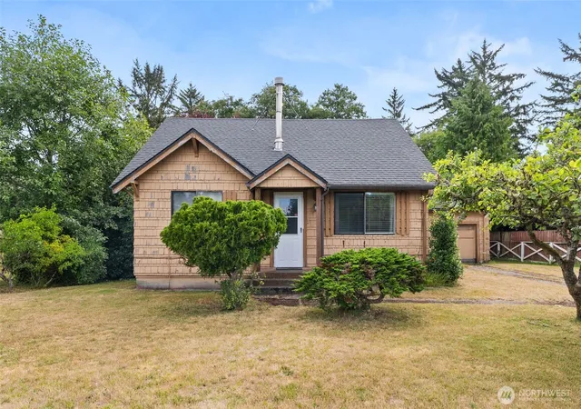 Photo 1 of Sale Pending at 802 S Montesano St, Westport, WA 98595 | MLS# NWM2568108 | Listing updated on 2026-10-02