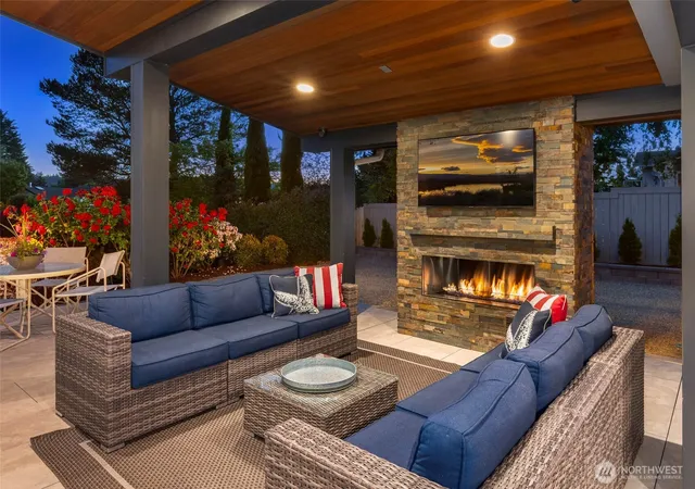 Photo 2 of Single family home for sale at 12 Columbia Key, Bellevue, WA 98006 | MLS# NWM2568325 | Listing updated on 2026-09-23