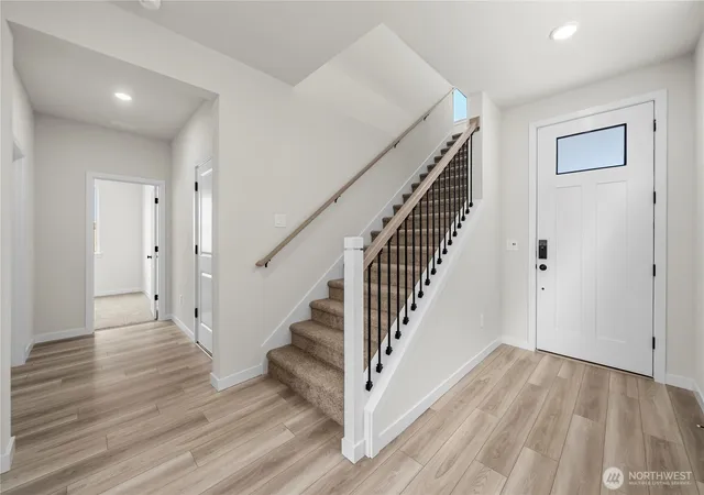 Photo 3 of Sale Pending at 6011 Thornhill Ave Sw, Port Orchard, WA 98367 | MLS# NWM2568443 | Listing updated on 2026-09-22