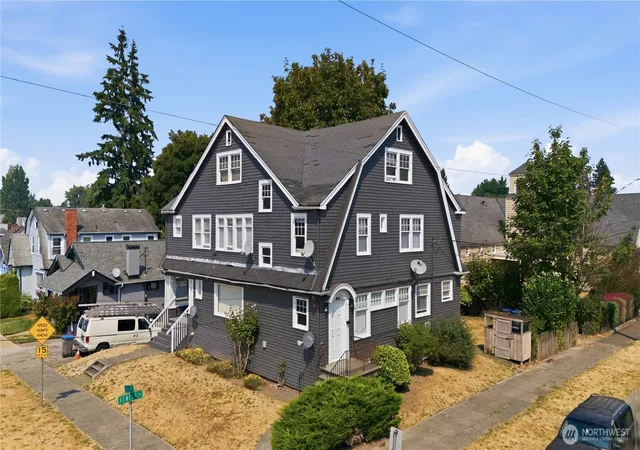 Photo 1 of Sale Pending at 801 Veneta Ave, Bremerton, WA 98337 | MLS# NWM2568462 | Listing updated on 2026-09-25