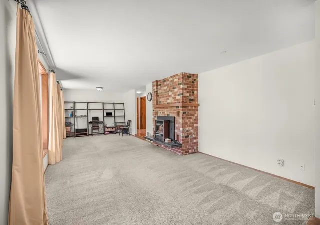 Photo 4 of Single family home for sale at 3824 107Th Ave Sw, Olympia, WA 98512 | MLS# NWM2568603 | Listing updated on 2026-09-28