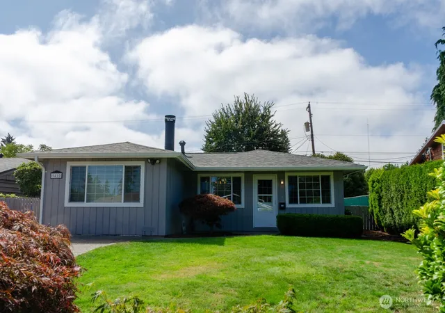 Photo 2 of Single family home for sale at 5410 N 40th Street, Tacoma, WA 98407 | MLS# NWM2568732 | Listing updated on 2026-09-30