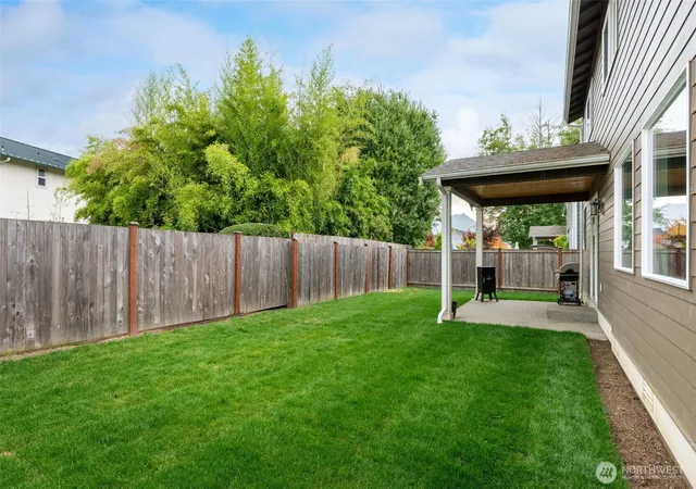 Photo 3 of Sale Pending at 919 Joan Dr, Sultan, WA 98294 | MLS# NWM2568768 | Listing updated on 2026-09-29