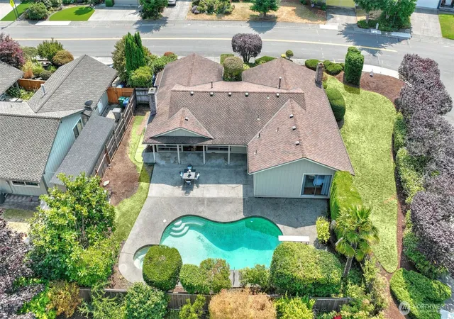 Photo 1 of Sale Pending at 14656 Se Fairwood Blvd, Renton, WA 98058 | MLS# NWM2568850 | Listing updated on 2026-09-23