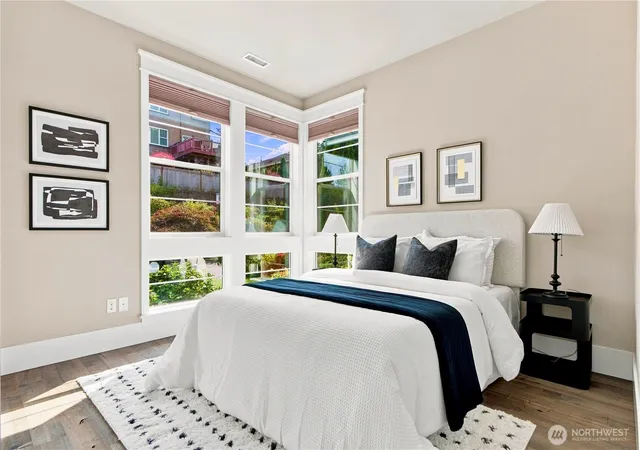 Photo 3 of Single family home for sale at 12089 164th Ct Ne, Redmond, WA 98052 | MLS# NWM2568884 | Listing updated on 2026-10-01