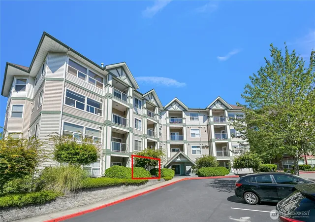 Photo 3 of Condo for sale at 251 W Bakerview Rd #101, Bellingham, WA 98226 | MLS# NWM2568937 | Listing updated on 2026-09-23