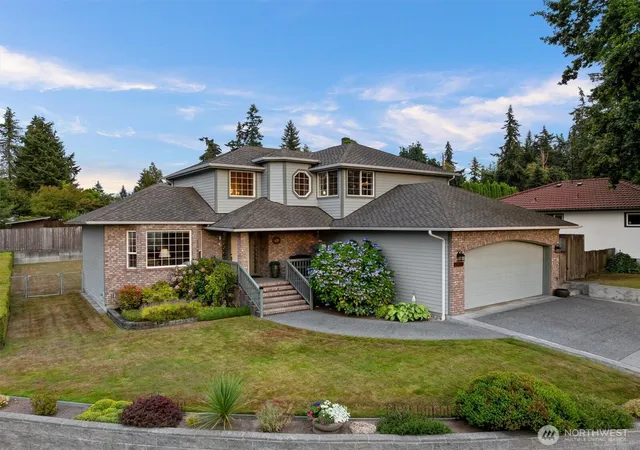 Photo 1 of Single family home for sale at 4515 Forest Dr, Everett, WA 98203 | MLS# NWM2568991 | Listing updated on 2026-09-25