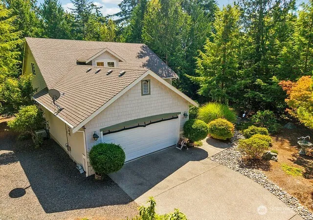 Photo 2 of Single family home for sale at 50 Cascade Ln, Port Ludlow, WA 98365 | MLS# NWM2569050 | Listing updated on 2026-09-23