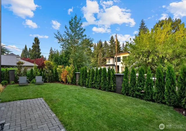 Photo 3 of Mansion for sale at 1331 102nd Avenue Ne, Bellevue, WA 98004 | MLS# NWM2569118 | Listing updated on 2026-09-23