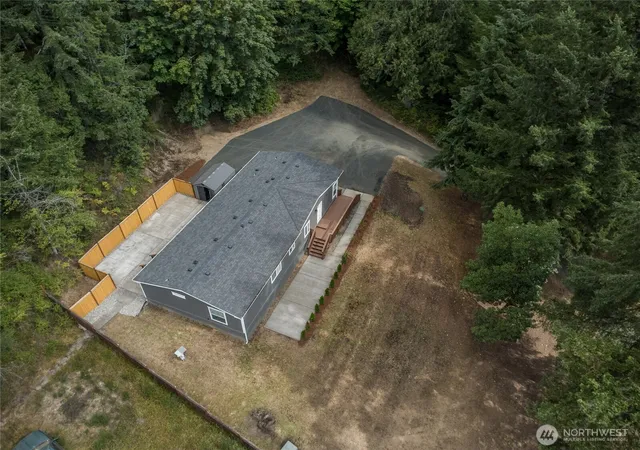 Photo 3 of Manufactured home for sale at 771 Se Fireweed Rd, Shelton, WA 98584 | MLS# NWM2569158 | Listing updated on 2026-09-23