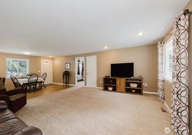 Photo 3 of Sale Pending at 6820 Meridian Rd SE, Olympia, WA 98513 | MLS# NWM2569241 | Listing updated on 2026-09-27